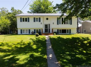 39 Jerry Chessie Rd, Hanwell, NB E6K 3B3