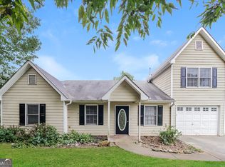 55 Jennifer Ln, Rydal, GA 30171
