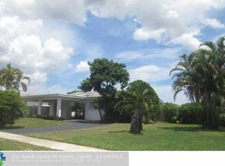 8204 NW 73rd Ter, Tamarac, FL 33321