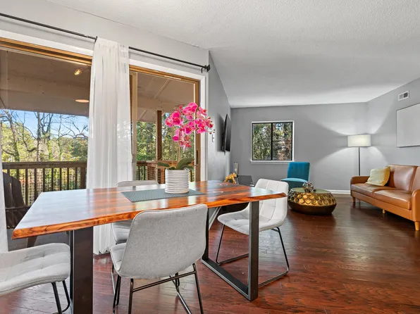 5084 Flint Ridge Pl, Raleigh, NC 27609