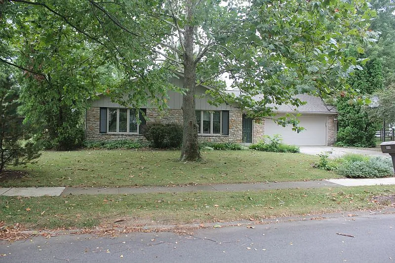 8648 Fox Ridge Ln photo 1