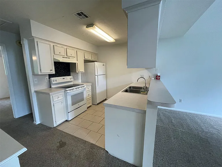 2 Thunderbird Dr #A — Photo 13