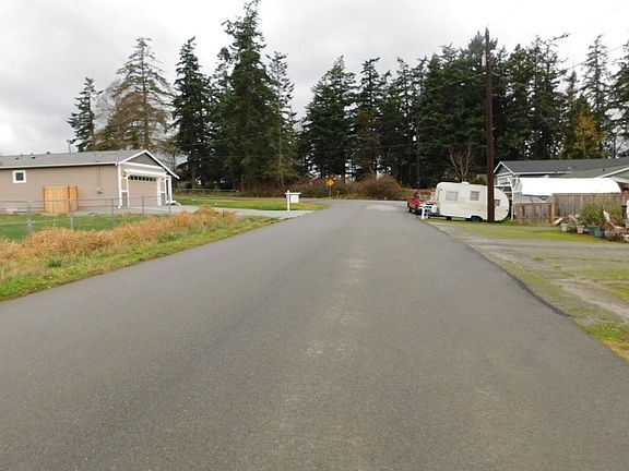 4th image of 826 Granite Ln