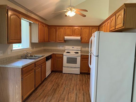 4th image of 2306 Pumpkin Creek Ln