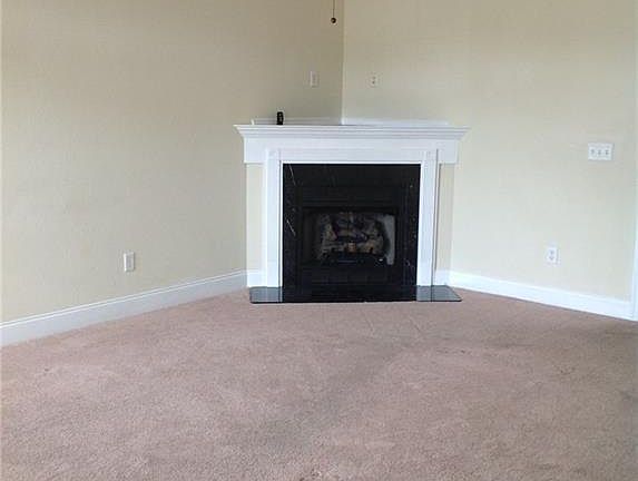 2nd image of 430 Heritage Dr