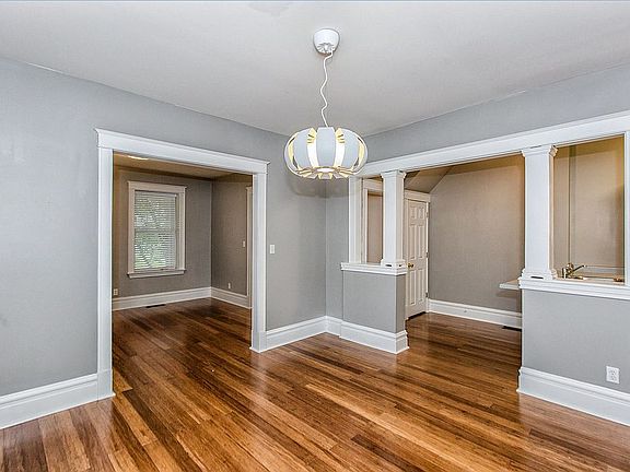 5th image of 3832 Shaw Blvd #A