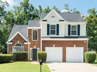 2165 Westwind Dr, Roswell, GA 30075