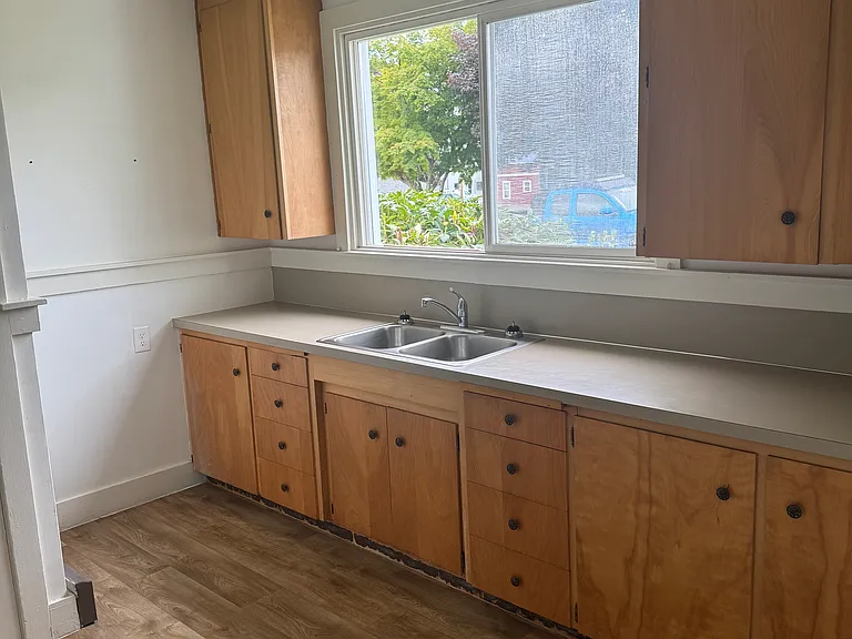 122 S Sylvia St #130 — Photo 2