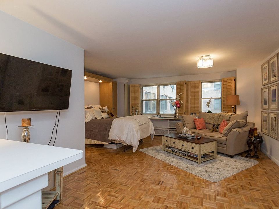 1st image of 333 E 79th St #7A