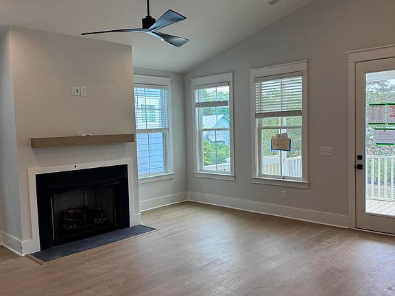 5th image of 718 Minton Rd