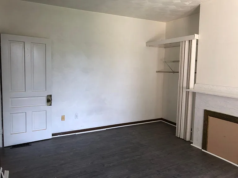 835 Farragut St — Photo 2