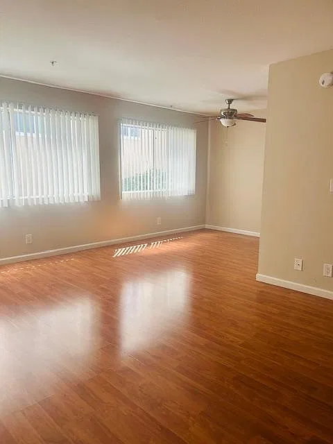 2 bed, 1200 sqft, $2,995 — Photo 2