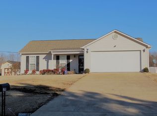 Juno Ln, Lexington, TN 38351