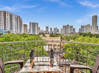 546 SW 1st St APT 505, Miami, FL 33130
