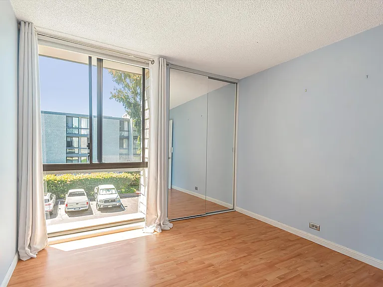 651 Port Dr #208 — Photo 30
