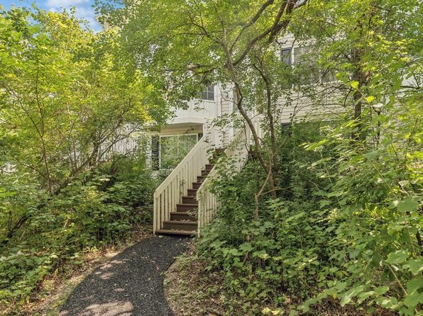 328 W Whispering Oaks Ln