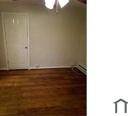 3rd image of 2829 Lawndale Ave
