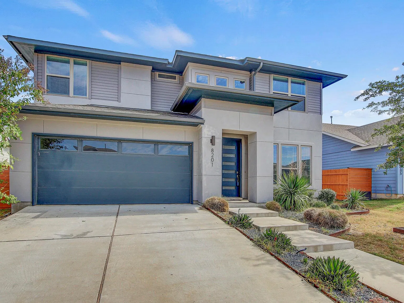 4 bed, 3.5 bath, 2508 sqft, $2,900 — Photo 4