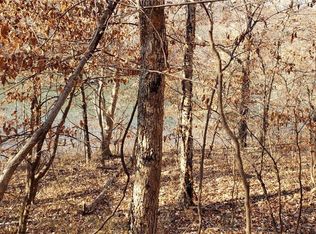 6004 W Shore Ct, Kansas City, MO 64152