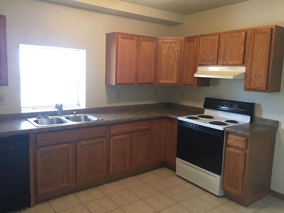 1st image of 1001 Hancock St APT 4