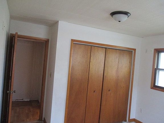 5th image of 421 S Church St