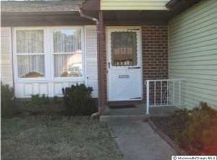 54 Sunset Rd, Whiting, NJ 08759