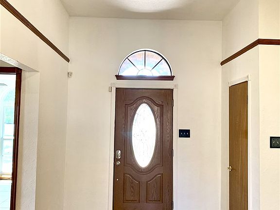 2nd image of 4107 SW Wendy Dr