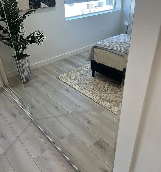 124 S Croft Ave #403 — Photo 2