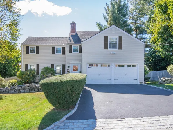 99 Rockingchair Road, White Plains, NY 10607