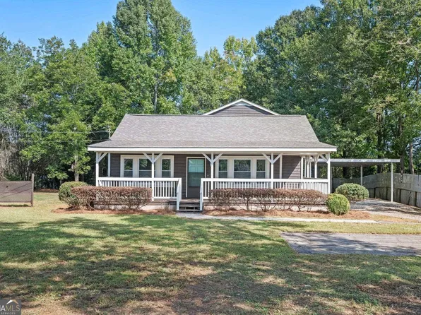 245 Club Dr, Locust Grove, GA 30248