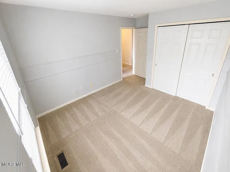 53 Grassmere Ct #5 — Photo 12