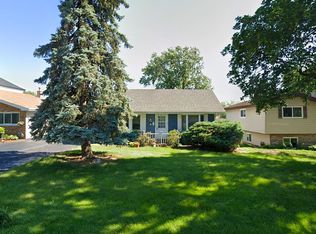 582 W Lorraine Ave, Elmhurst, IL