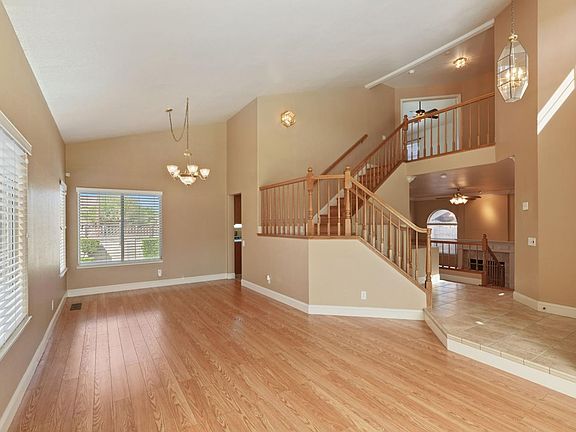 2nd image of 1813 Mark Mead Ln