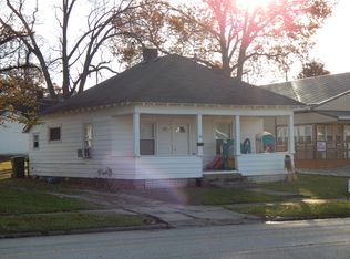 319 S Section St, Sullivan, IN 47882