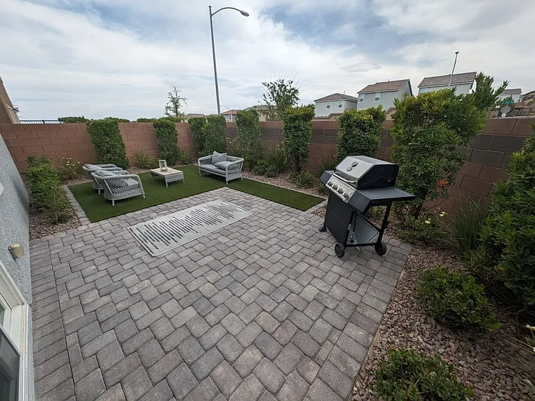 10795 Gentle Crest Ave — Photo 10