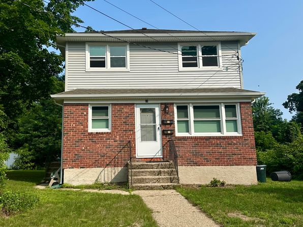 28 Warner Ln #2F