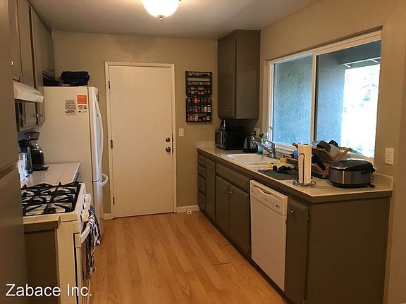 3rd image of 2705 Portage Bay E