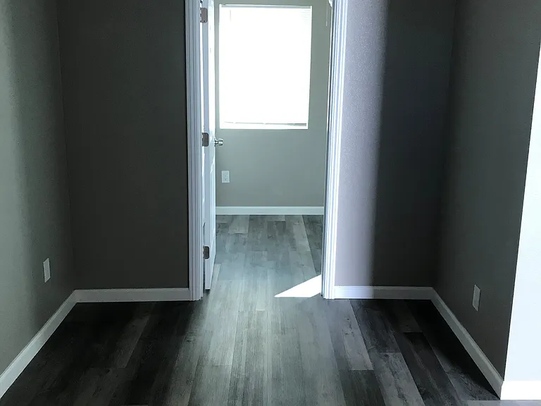 2425 Church Ln — Photo 6