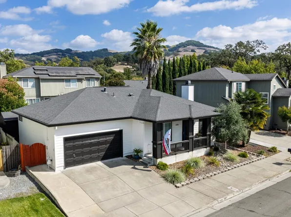 2452 Jadeite Way, Santa Rosa, CA 95404