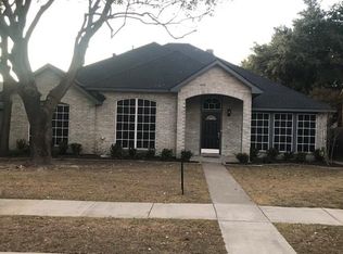 7021 Sample Dr, The Colony, TX 75056