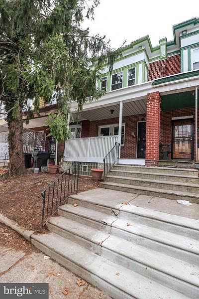 1st image of 6728 N Woodstock St