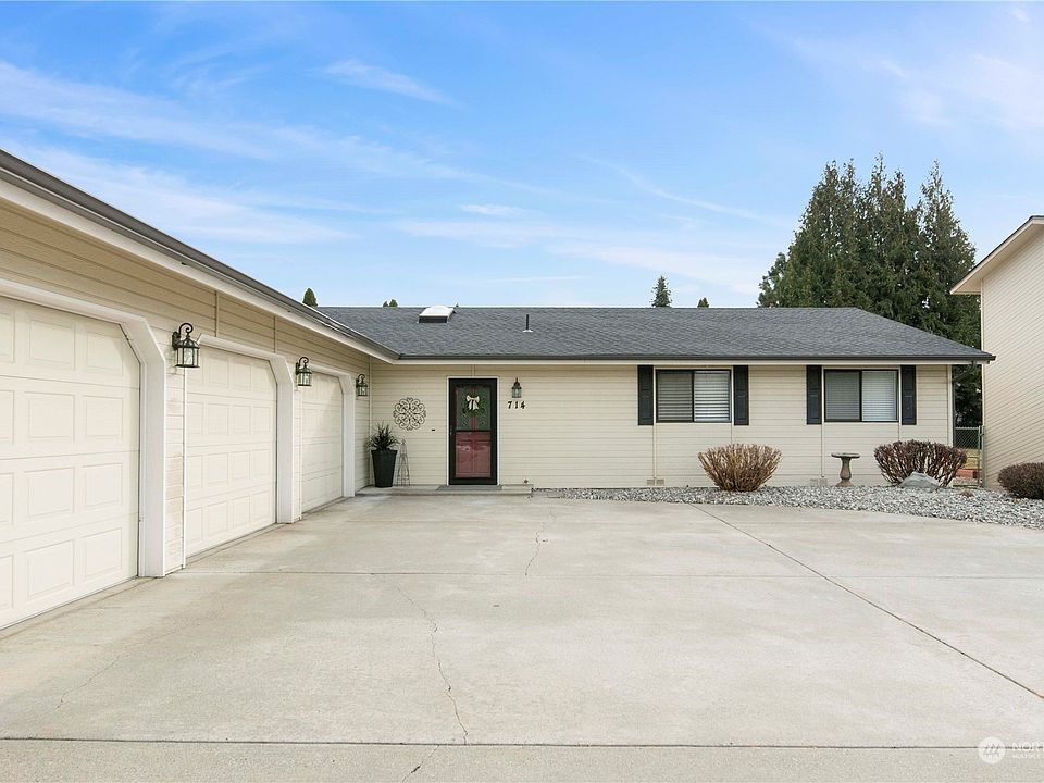 714 12th Street NE, East Wenatchee, WA 98802 Zillow