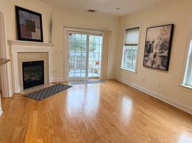 2000 Davenport Ave, Canton, MA
