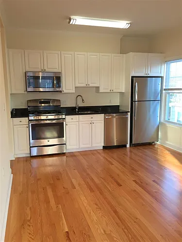65 Langdon St #6 Photo 1