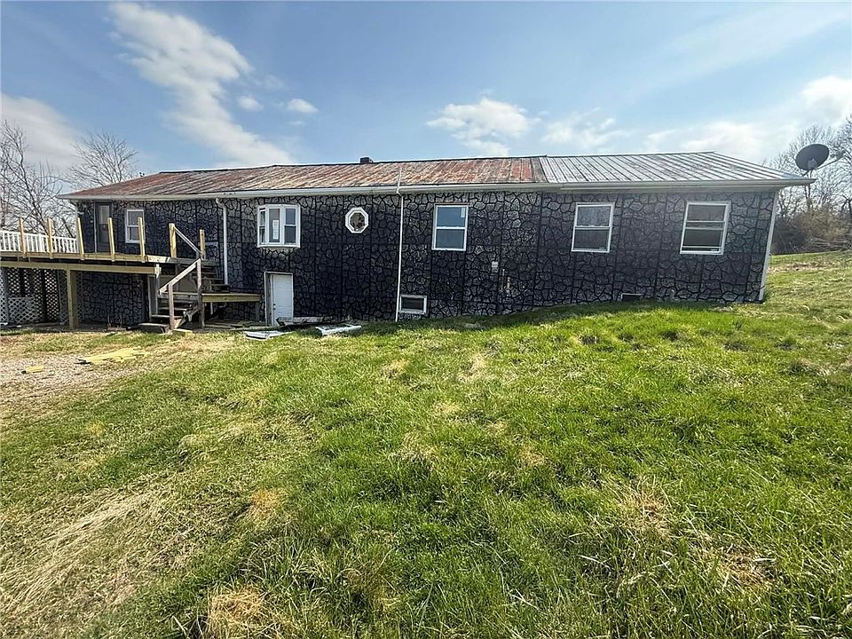 1st image of 133 Emery Heights Rd