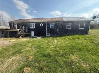 133 Emery Heights Rd, Masontown, PA 15461