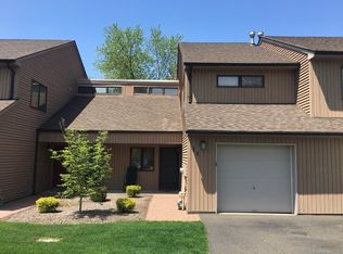 11 Contempra Cir, Tappan, NY 10983