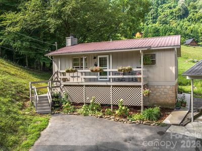 54 Brookside Ln, Maggie Valley, NC, 28751