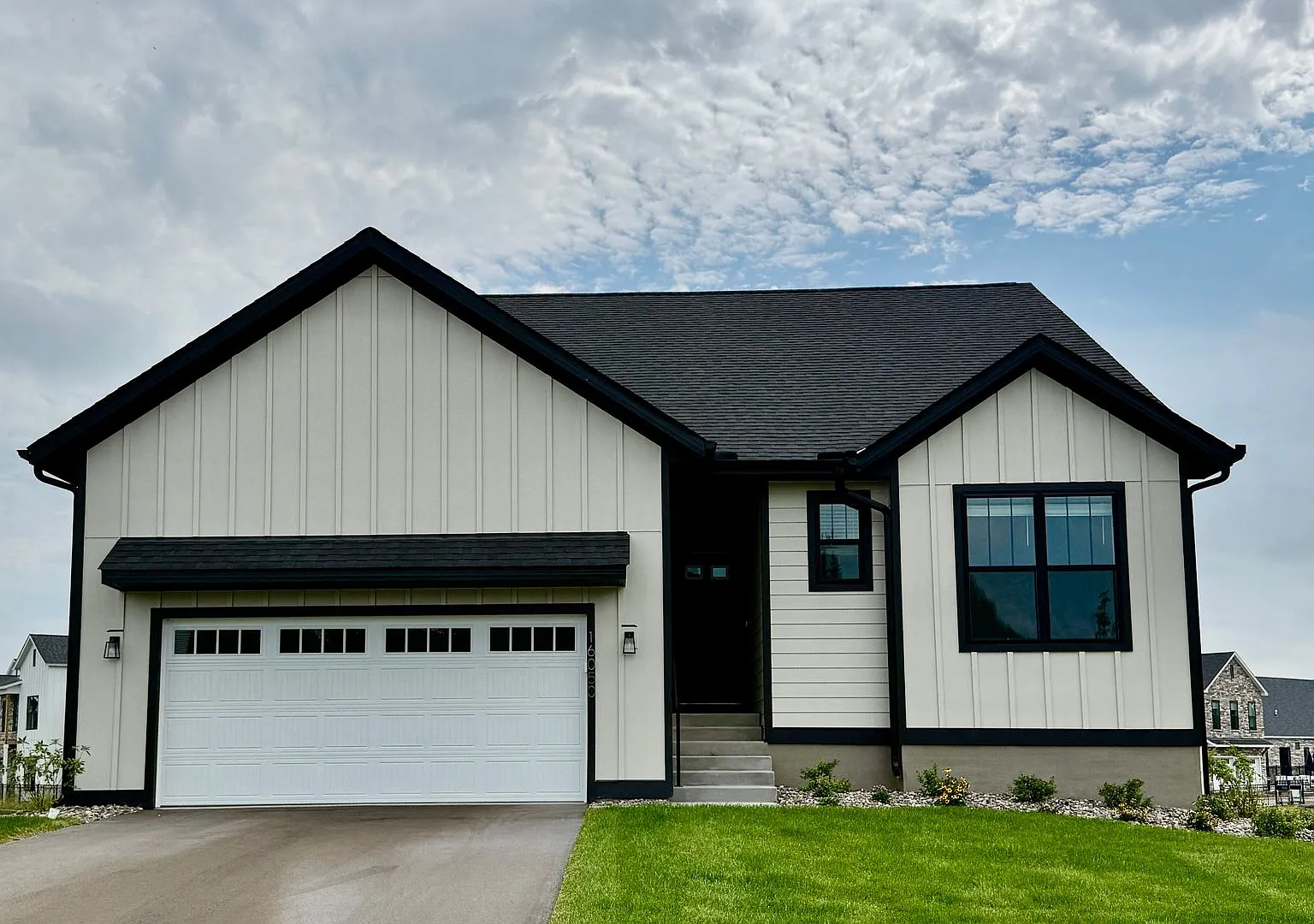 Brand-New Home Minutes to I-35 in Lakeville — Photo 1