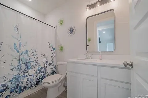 106 Valencia — Photo 22